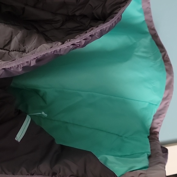 The North Face Jacket/Coat - Picture 8 of 10